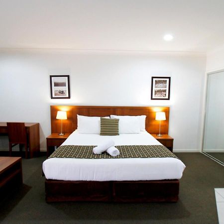 Chinchilla Downtown Motor Inn Екстериор снимка