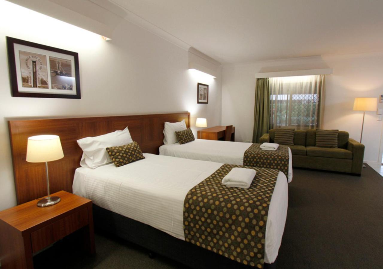 Chinchilla Downtown Motor Inn Екстериор снимка