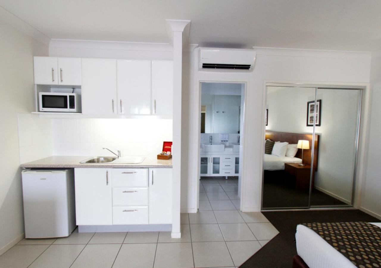 Chinchilla Downtown Motor Inn Екстериор снимка