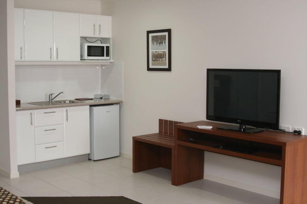 Chinchilla Downtown Motor Inn Екстериор снимка