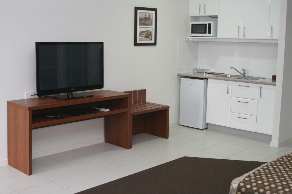 Chinchilla Downtown Motor Inn Екстериор снимка